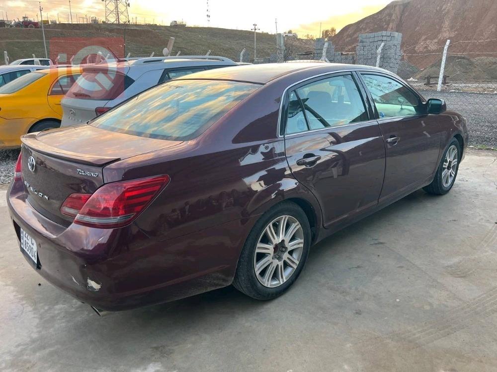 تويوتا أفالون